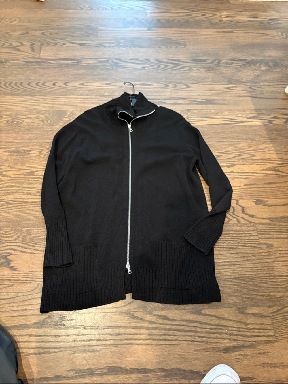 Women's Black Full-Zip Knit Sweater - Classic Zip Cardigan